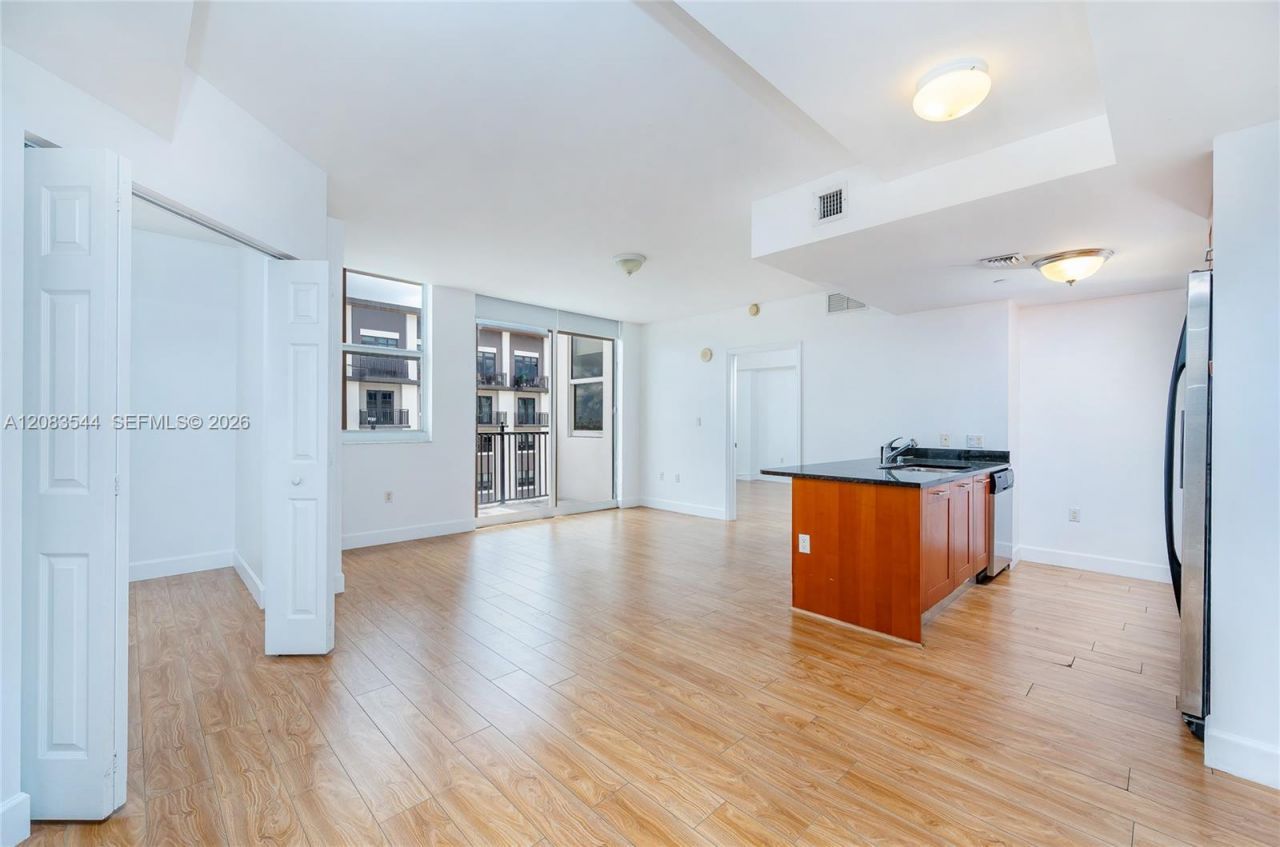 4100 Salzedo St, Unit 919, Coral Gables, FL 33146 Photo