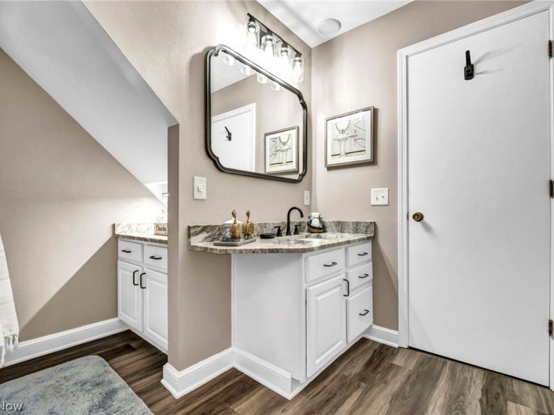 25595 Chatworth Drive, Euclid, OH 44117 Photo 23
