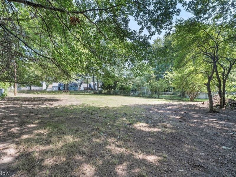 25595 Chatworth Drive, Euclid, OH 44117 Photo 31
