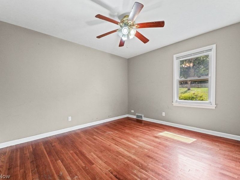 1115 Eastland Avenue, Akron, OH 44305 Photo 24