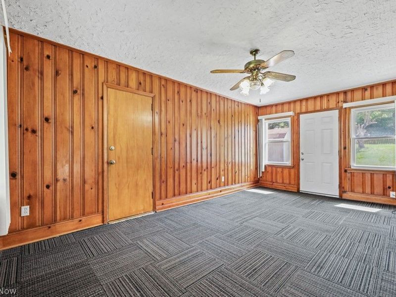 1115 Eastland Avenue, Akron, OH 44305 Photo 28