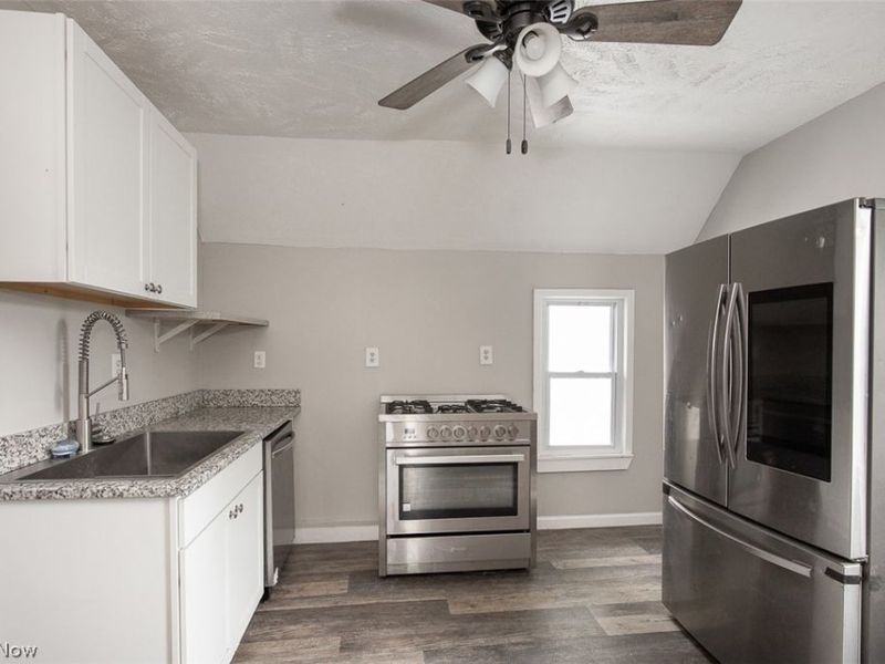 3635 46th Street, Unit Up, Cleveland, OH 44102 Photo 2