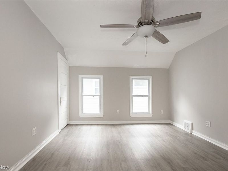 3635 46th Street, Unit Up, Cleveland, OH 44102 Photo 9