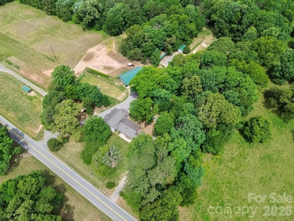 4844 Saint Paul Church Road , Hamptonville, NC 27020