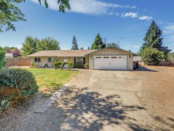 1210 Jasper Street, Medford, OR 97501