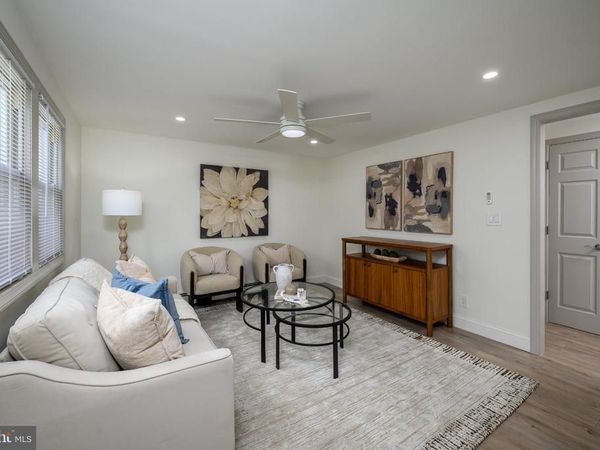 6 AVENUE A, HELMETTA, NJ 08828