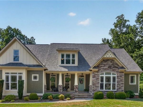 11630 Barrows Ridge Lane, Chesterfield, VA 23838