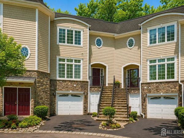16 Jensen Court, Old Bridge, NJ 08857