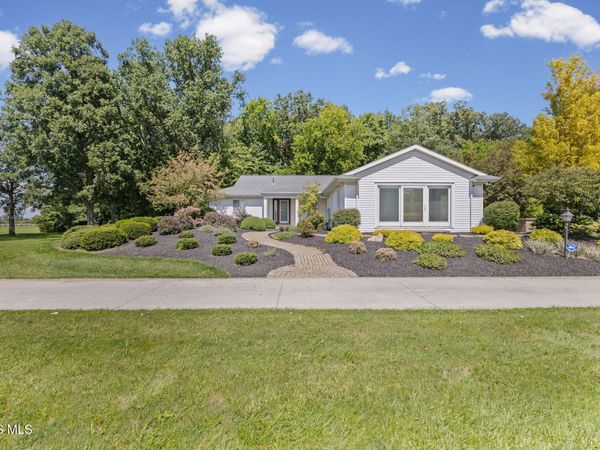 525 S Teachout Road , Curtice, OH 43412