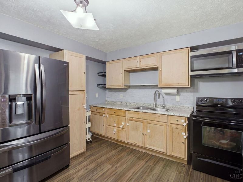 2025 Exeter Avenue, Fairfield Township, OH 45015 Photo 4