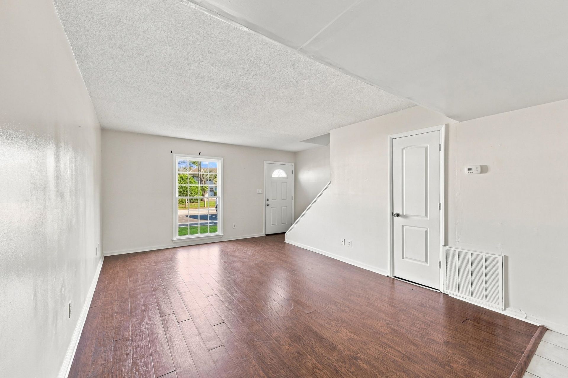 1708 Fawn Vista Dr. N Photo 6