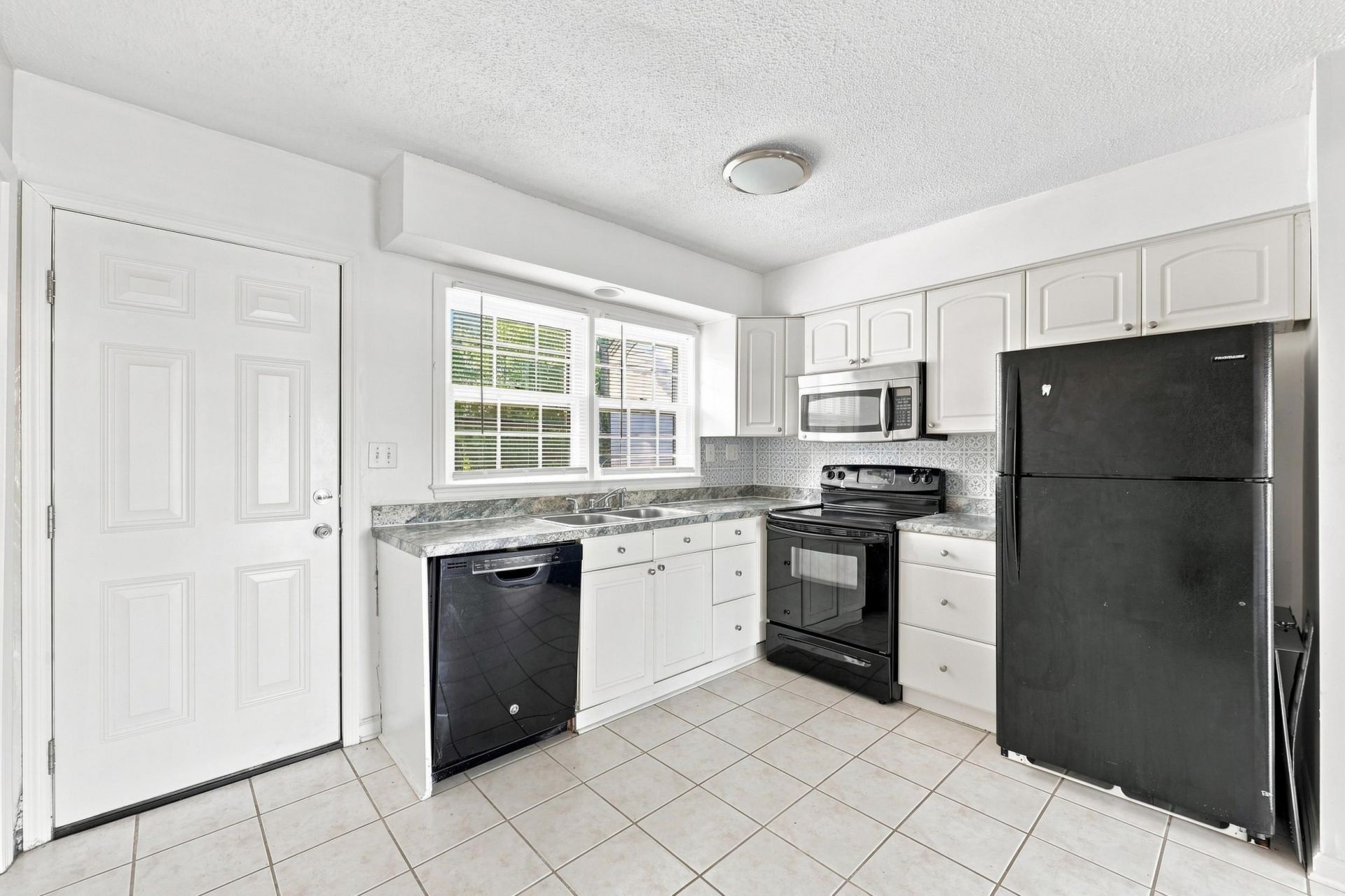 1708 Fawn Vista Dr. N Photo 8