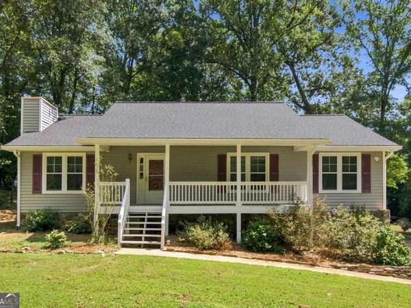 137 Village Court, Woodstock, GA 30188