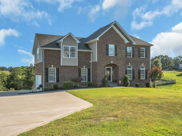 170 Lena Loop , Burns, TN 37029