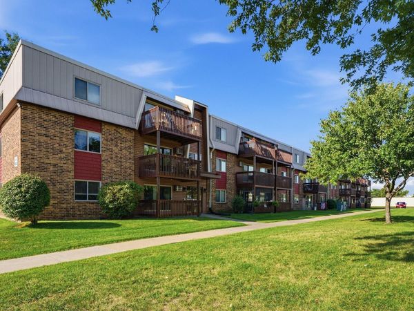 14630 Garrett Avenue, Unit 613, Apple Valley, MN 55124