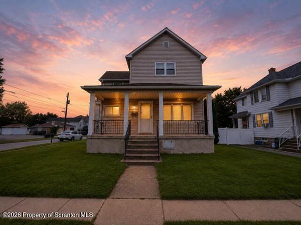 436 Cypress Street , Throop, PA 18512