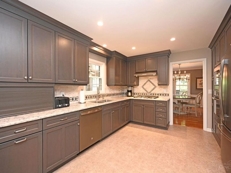 1345 Oak Knoll Drive, Cincinnati, OH 45224 Photo 35