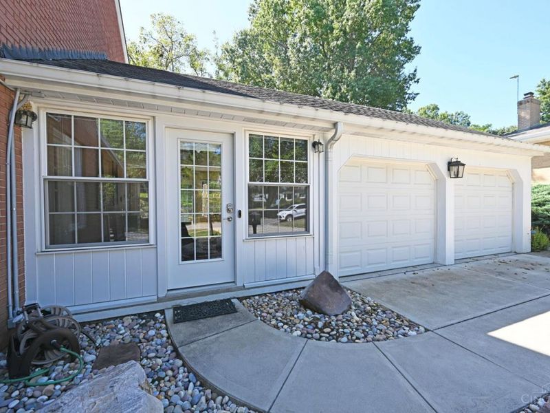 1345 Oak Knoll Drive, Cincinnati, OH 45224 Photo 7