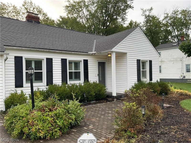 3653 Brainard Road, Woodmere, OH 44122 Photo 3