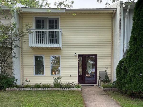 3 MONARCH DRIVE, STERLING, VA 20164