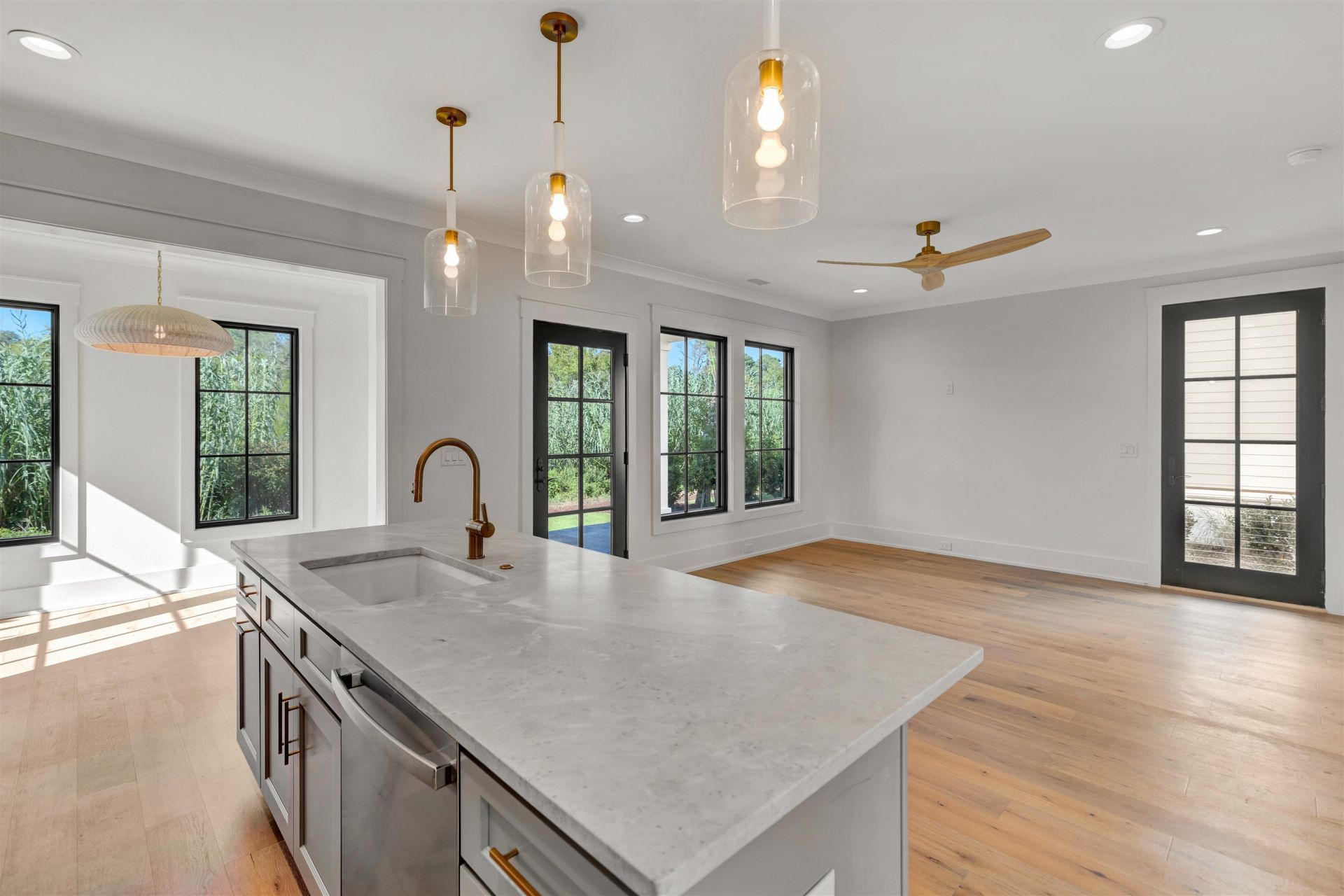 1509 Cravens St. Photo 38