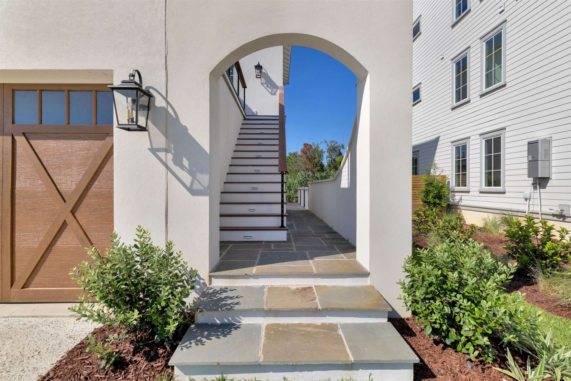 1509 Cravens St. Photo 4