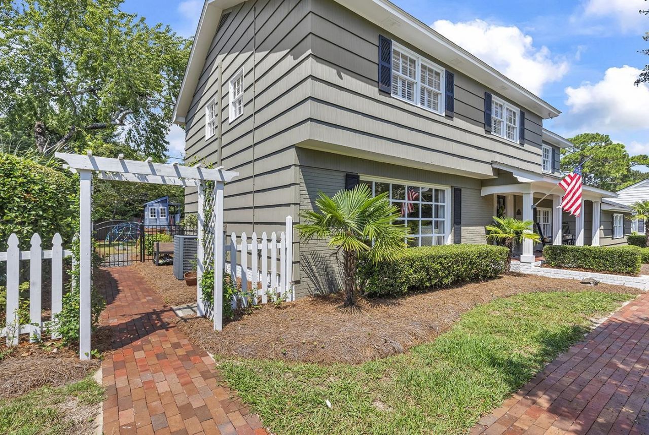 5803 Longleaf Dr. Photo 65