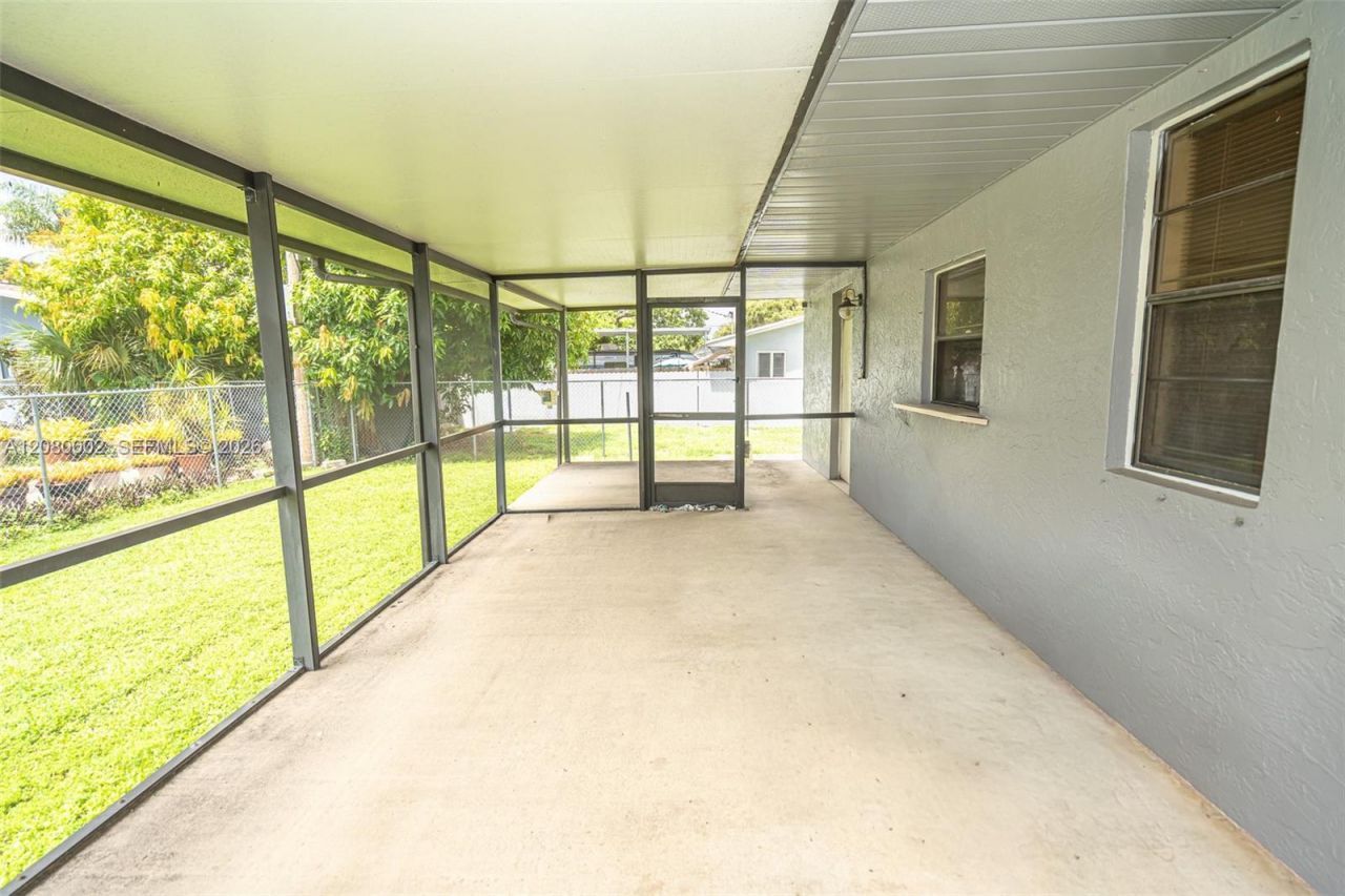 1830 SW 96th Ave , Miramar, FL 33025 Photo