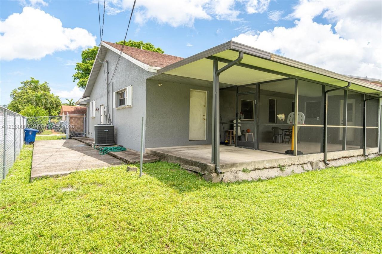 1830 SW 96th Ave , Miramar, FL 33025 Photo