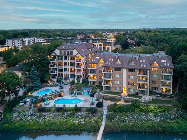 4001 Monona Drive, Unit 201, Monona, WI 53716