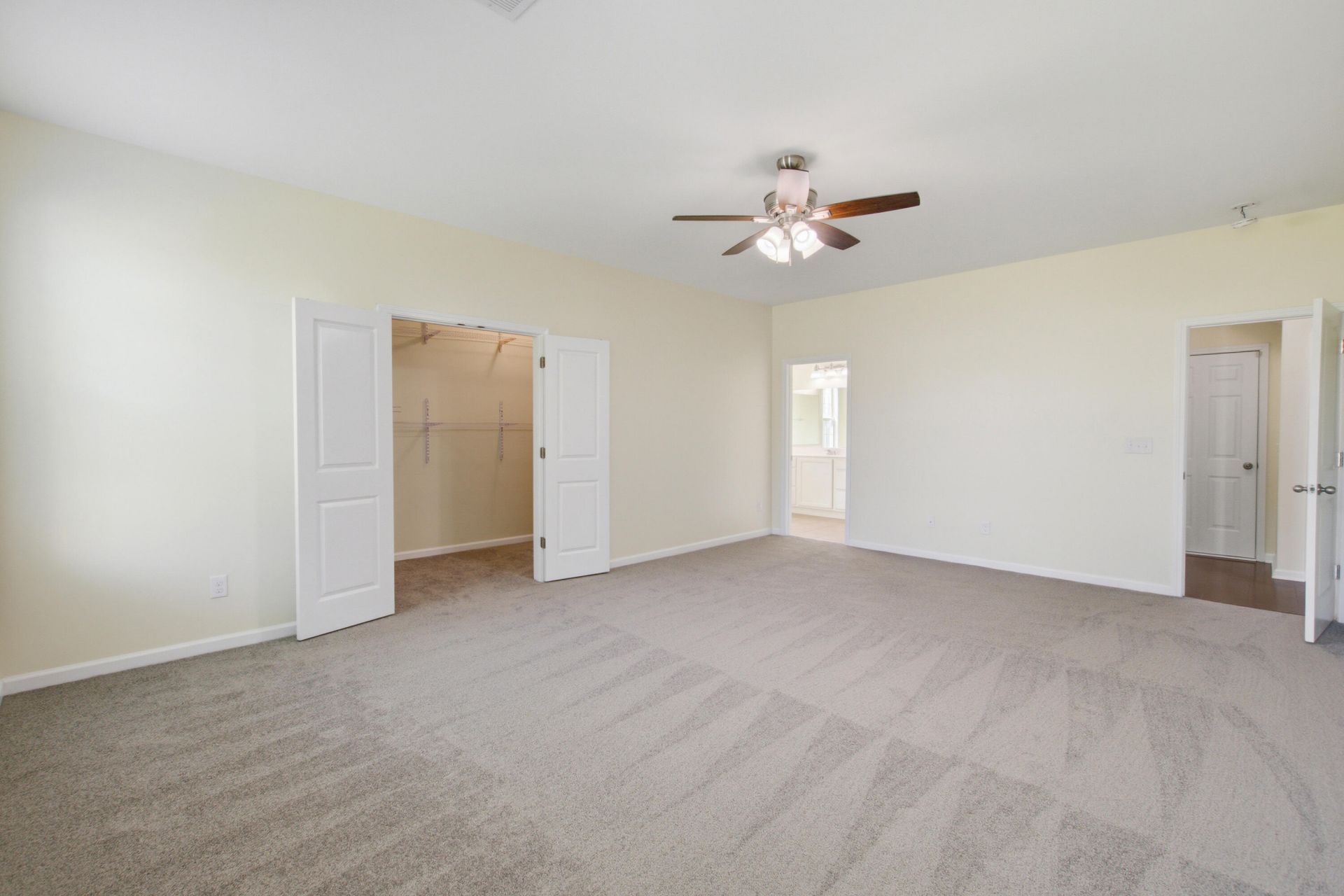 128 Carolina Wren Avenue Photo 30