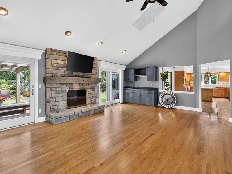 206 Baranof W, Westerville, OH 43081 Photo 4