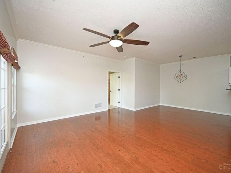 5425 Michelles Oak Court, Unit C, Cincinnati, OH 45248 Photo 18