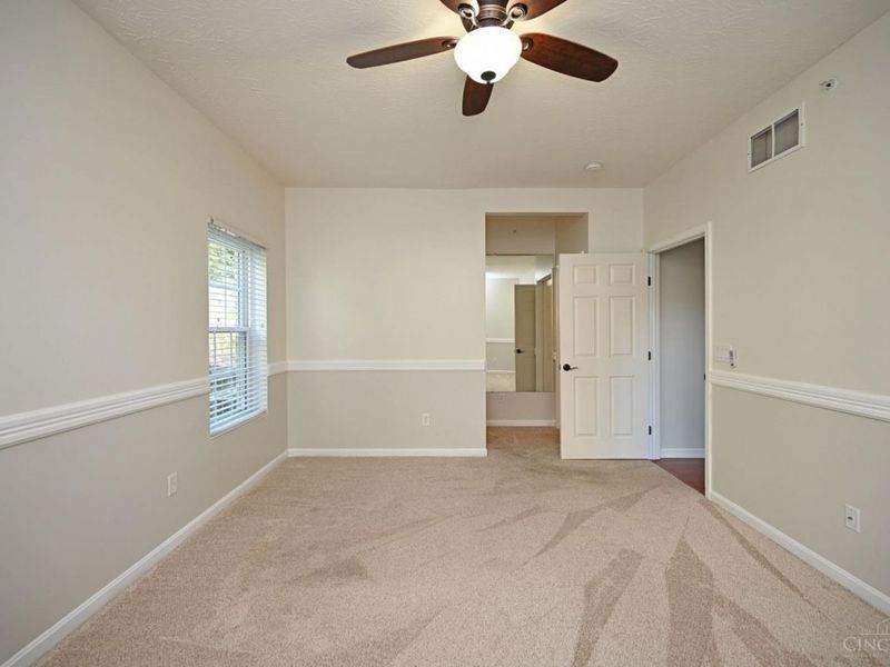 5425 Michelles Oak Court, Unit C, Cincinnati, OH 45248 Photo 23
