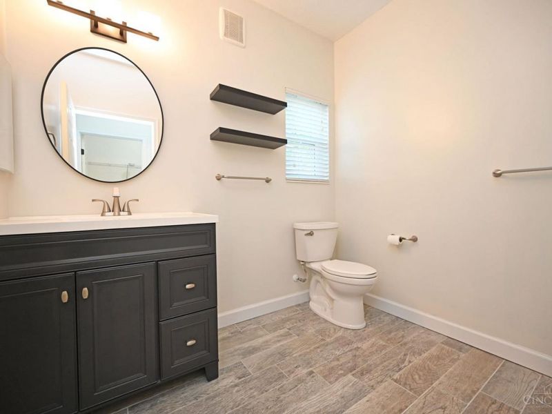5425 Michelles Oak Court, Unit C, Cincinnati, OH 45248 Photo 26
