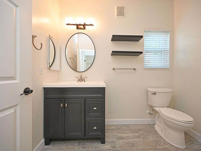 5425 Michelles Oak Court, Unit C, Cincinnati, OH 45248 Photo 27