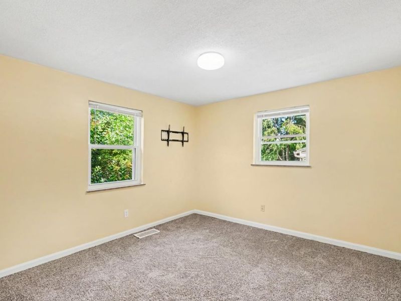 9512 Waxwing Drive, Blue Ash, OH 45241 Photo 10