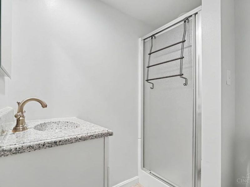 9512 Waxwing Drive, Blue Ash, OH 45241 Photo 11