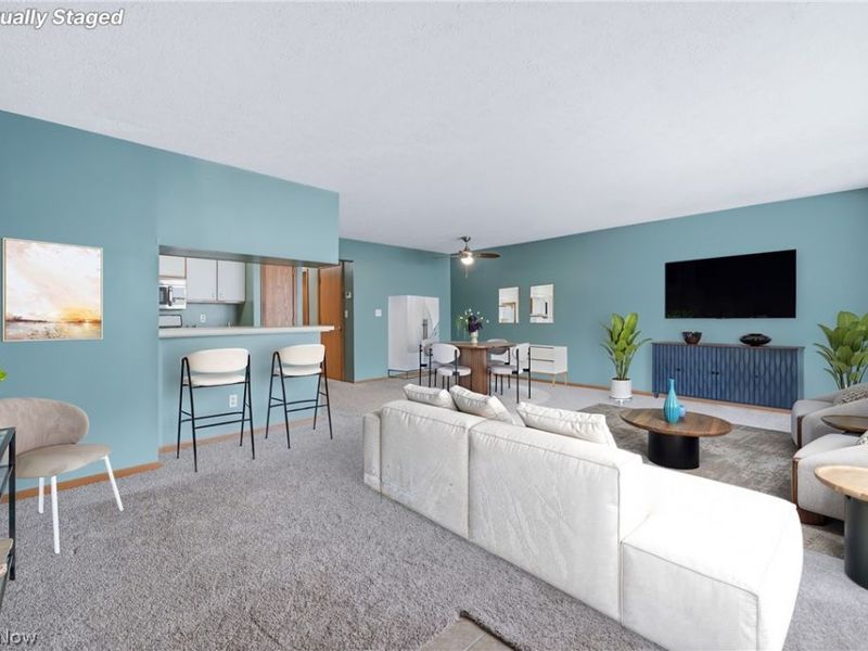 3211 Woodland Trail, Unit B, Cortland, OH 44410 Photo 12