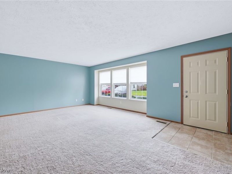 3211 Woodland Trail, Unit B, Cortland, OH 44410 Photo 7