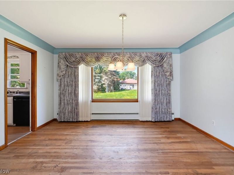 4949 Monticello Boulevard, Richmond Heights, OH 44143 Photo 8