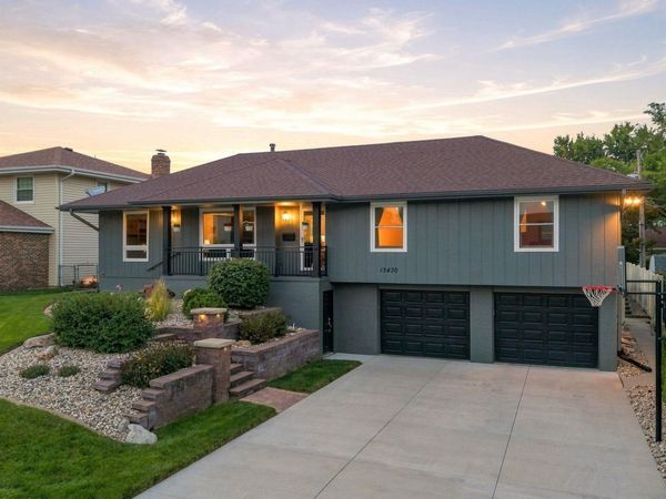 13430 Frances Street, Omaha, NE 68144