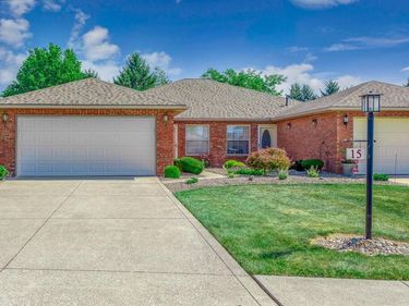 15 Riverview Dr, Shelby, OH 44875