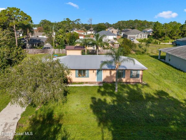 854 Carnation Avenue SE , Palm Bay, FL 32909
