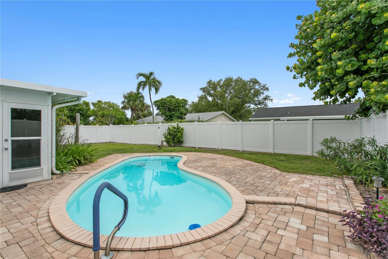2972 E Vina Del Mar Boulevard, Saint Pete Beach, FL 33706 Photo