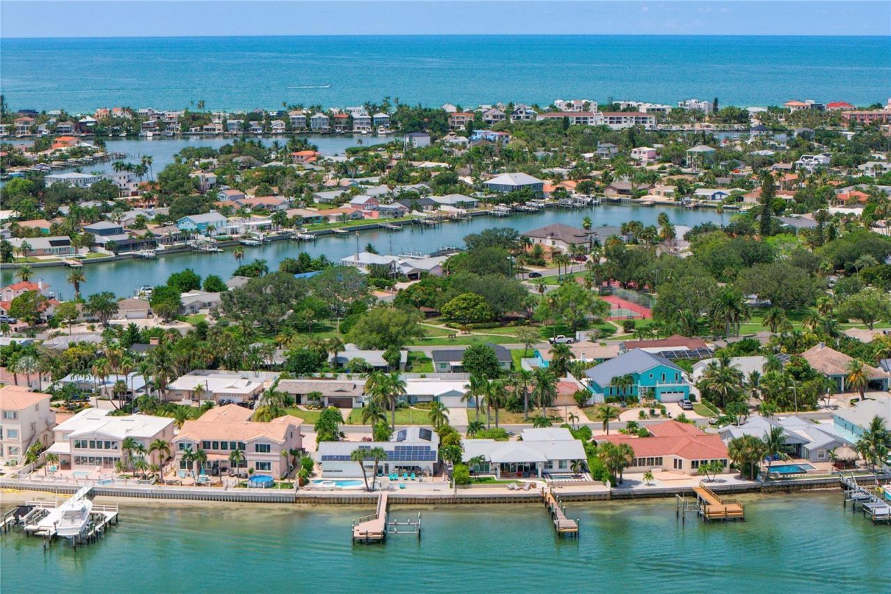 2972 E Vina Del Mar Boulevard, Saint Pete Beach, FL 33706 Photo