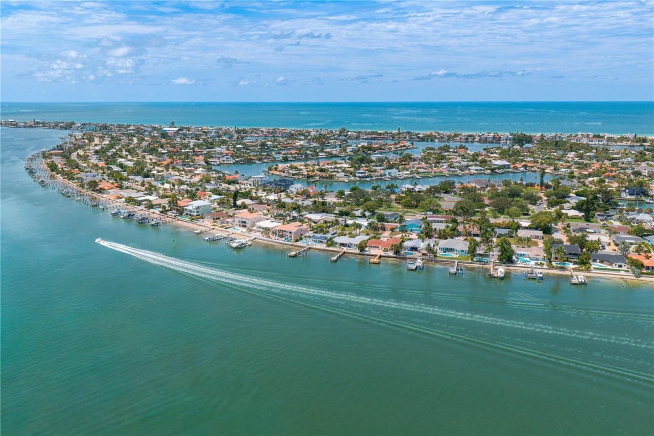 2972 E Vina Del Mar Boulevard, Saint Pete Beach, FL 33706 Photo