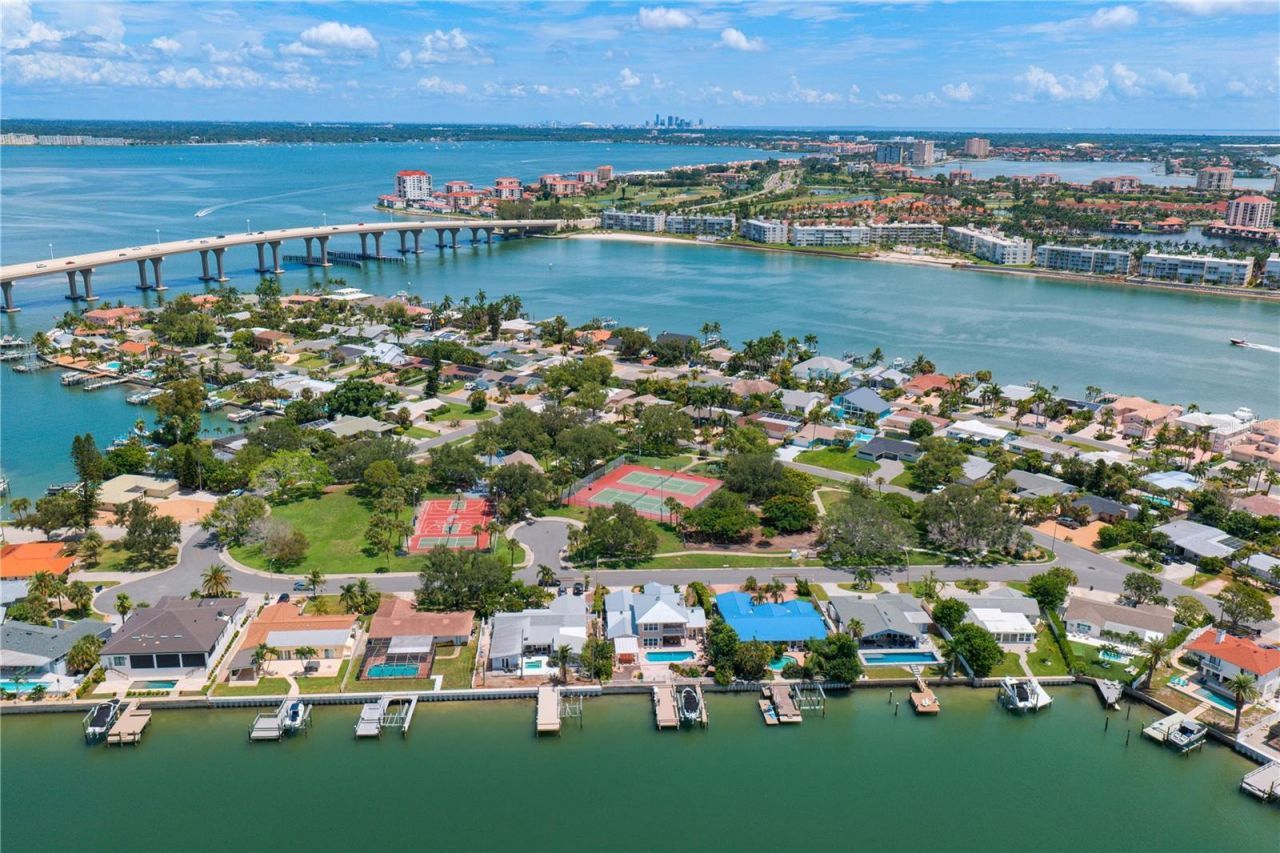 2972 E Vina Del Mar Boulevard, Saint Pete Beach, FL 33706 Photo
