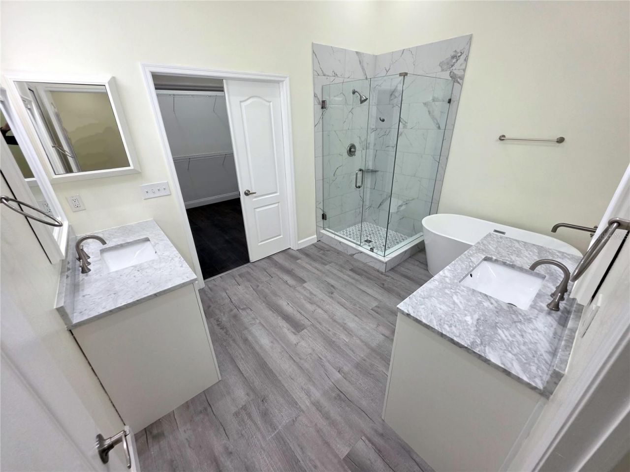 30809 Burleigh Drive, Wesley Chapel, FL 33543 Photo