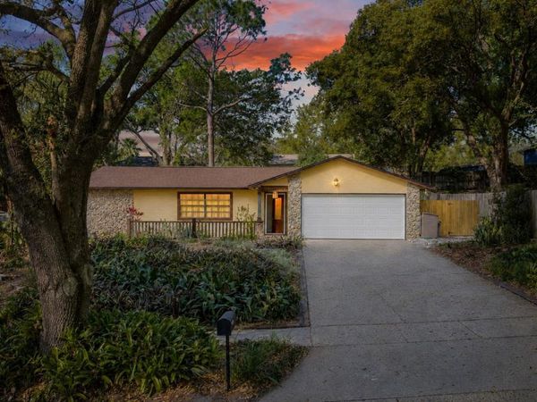 24 BAYRIDGE COURT , APOPKA, FL 32703